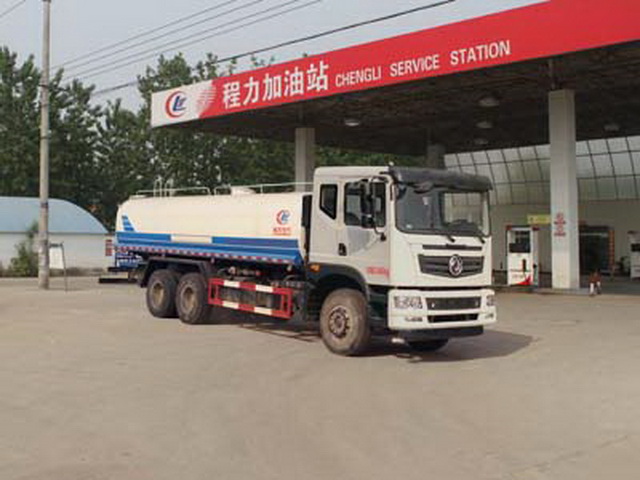 程力威牌CLW5250GSSE5型洒水车