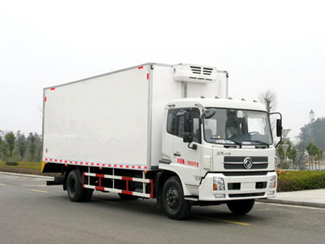 程力威牌CLW5160XLC3型冷藏车