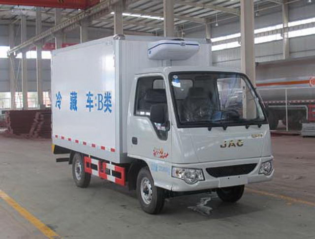 程力威牌CLW5031XLCJ4型冷藏车